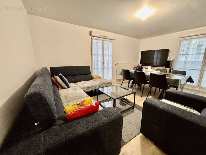 Appartement à LE BLANC-MESNIL