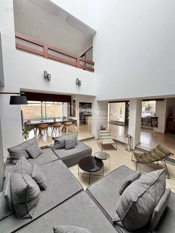 Villa F8 4 Faces 300 m² Canet Plage avec Piscine et Garage - photo 31