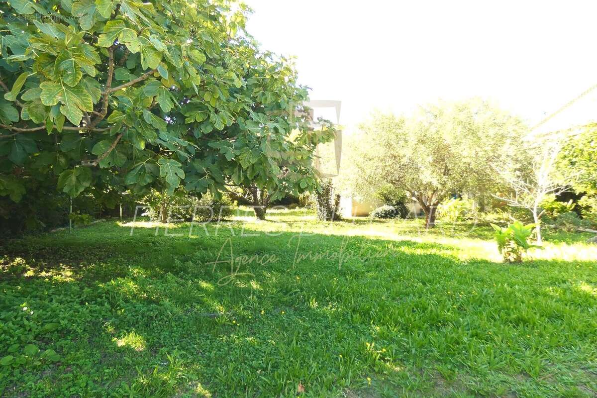 Maison à BAGNOLS-SUR-CEZE