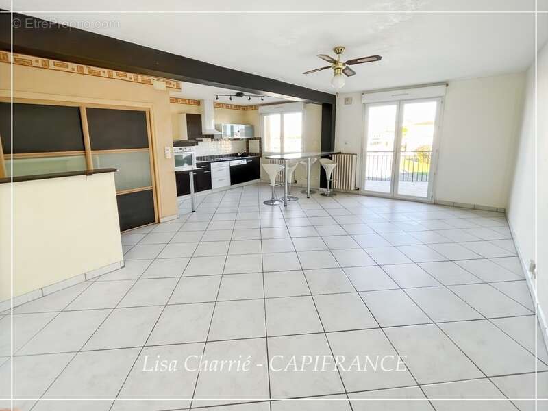 Appartement à VIC-FEZENSAC