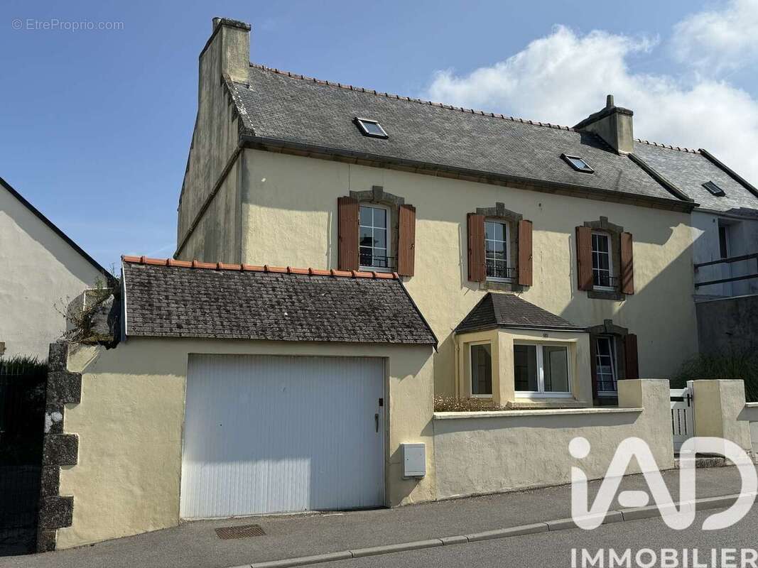 Photo 1 - Maison à PLOUHINEC