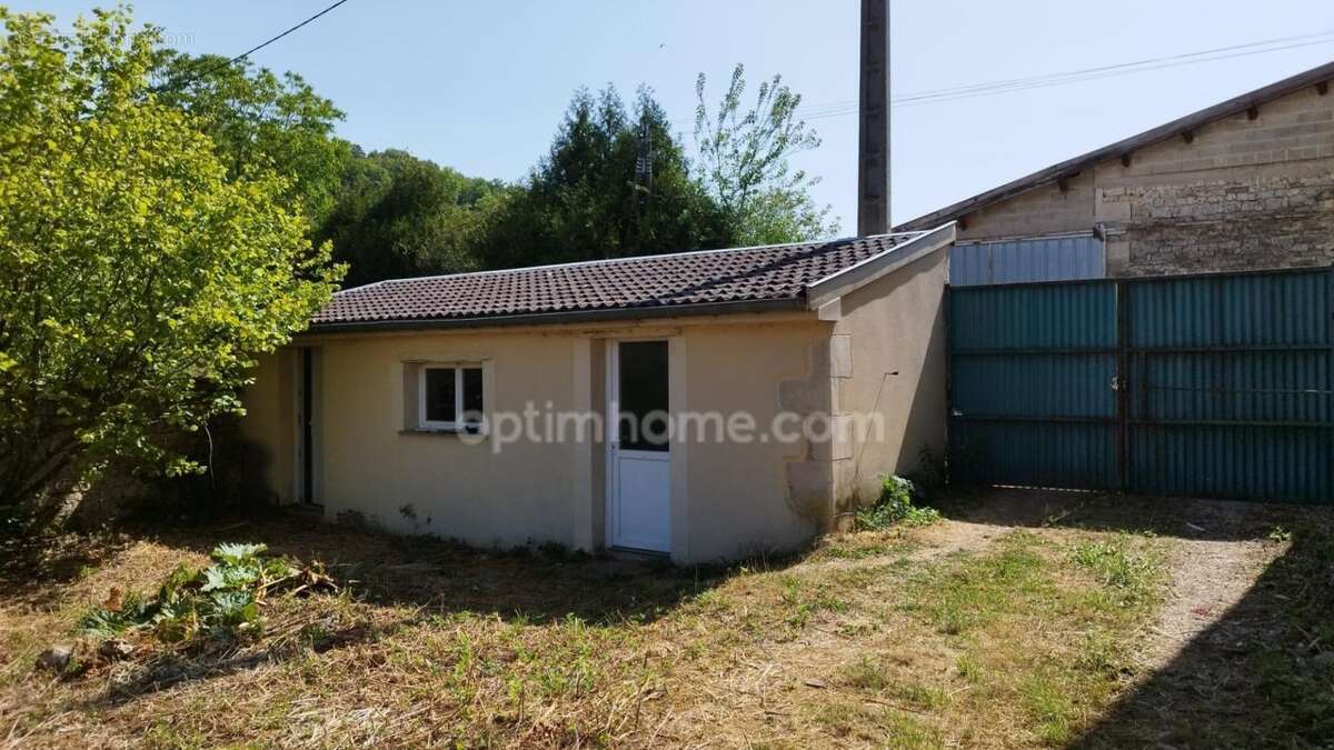 Maison en pierre de type corps de ferme - Stainville (55) - 200 m² habitables avec dépendances - jardin & espace professionnel - photo 13
