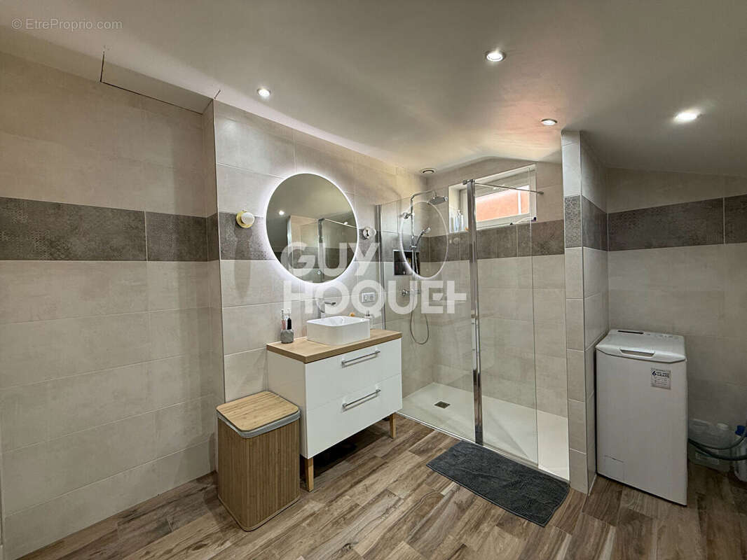 Appartement T2 Bis possibilité T3 au centre  d'Echalas de 73.27 m2 - photo 12