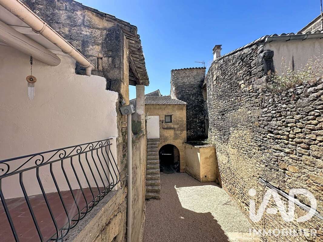 Maison 90 m² à Vers-Pont-Du-Gard  - photo 6