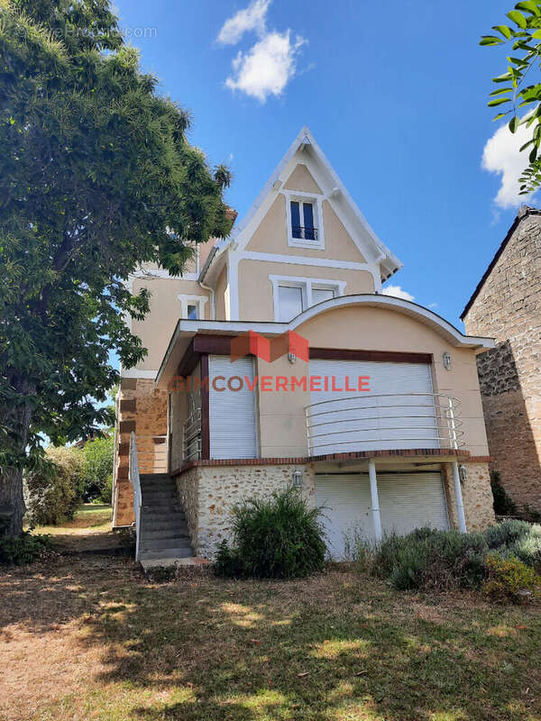 Maison à CARRIERES-SOUS-POISSY