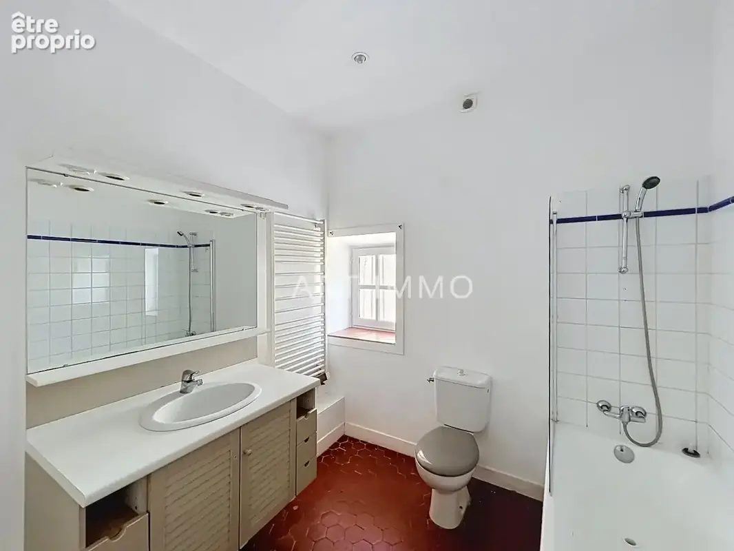 A vendre maison de ville au calme avec terrasse centre ville de cavaillon - photo 6