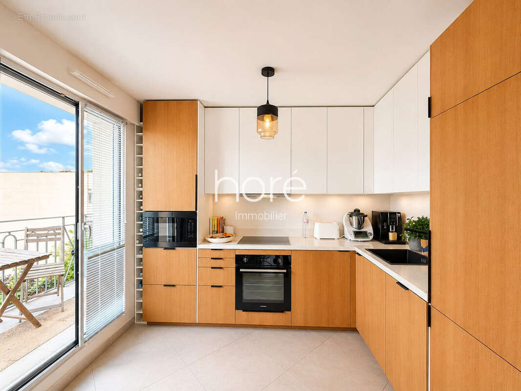 Appartement 89 m² à La Garenne-Colombes  - photo 3