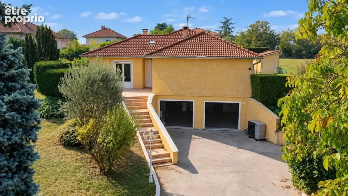 Maison 5 pièces 129 m² à vendre à Saint-Laurent-De-Mure (69720) - photo 17