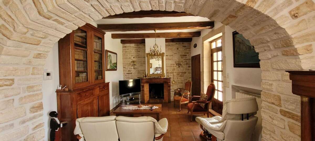 Maison à PONT-SAINT-ESPRIT