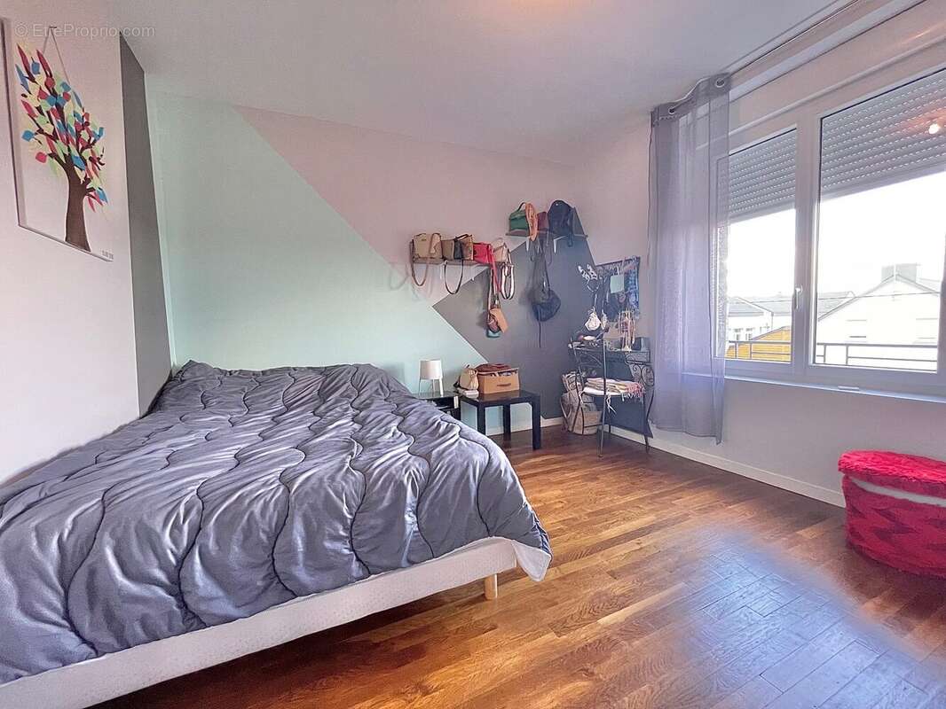 Maison à LA CHAPELLE-BOUEXIC