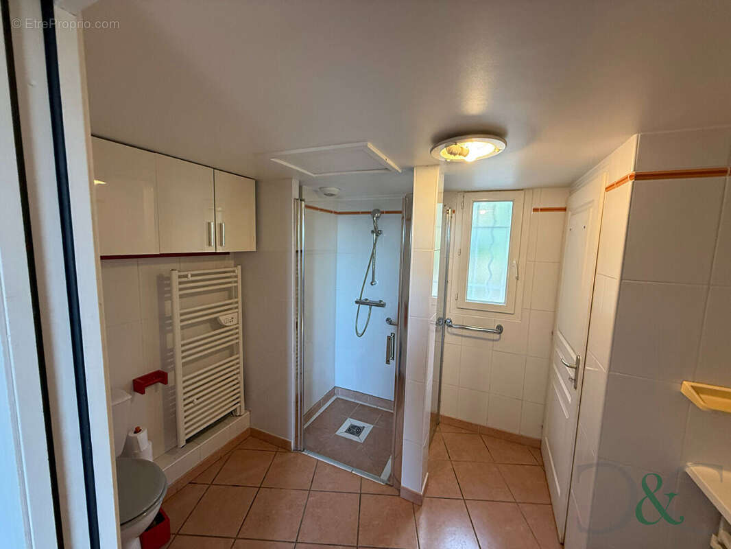 Appartement à BORMES-LES-MIMOSAS