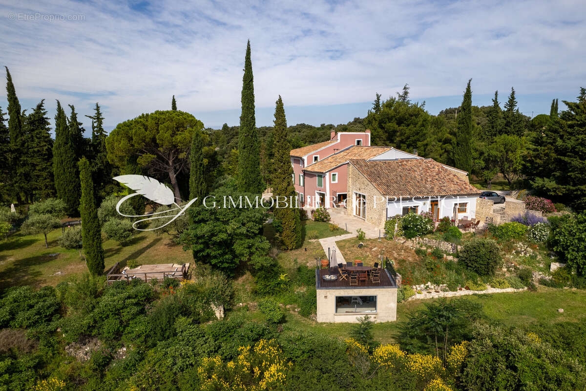 En exclusivité, une bastide familiale avec gîtes et vue imprenable sur le Ventoux - photo 3