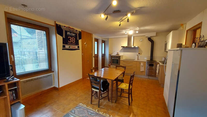 Maison à VAUJANY