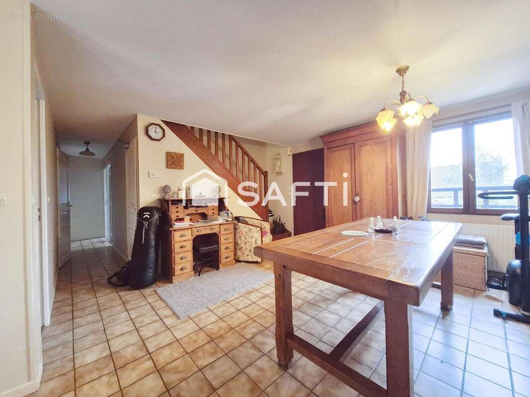 Photo 3 - Maison à PONT-SAINTE-MAXENCE