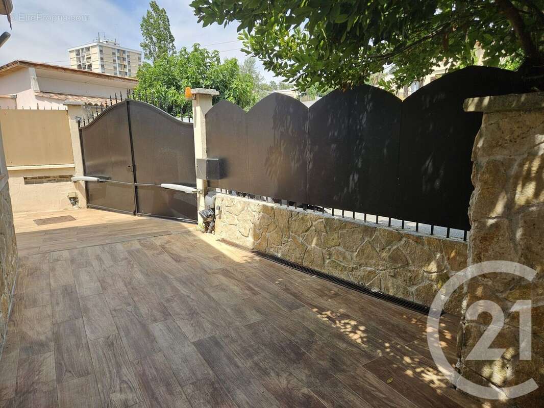 Maison 94 m² à Villeneuve-Loubet  - photo 14