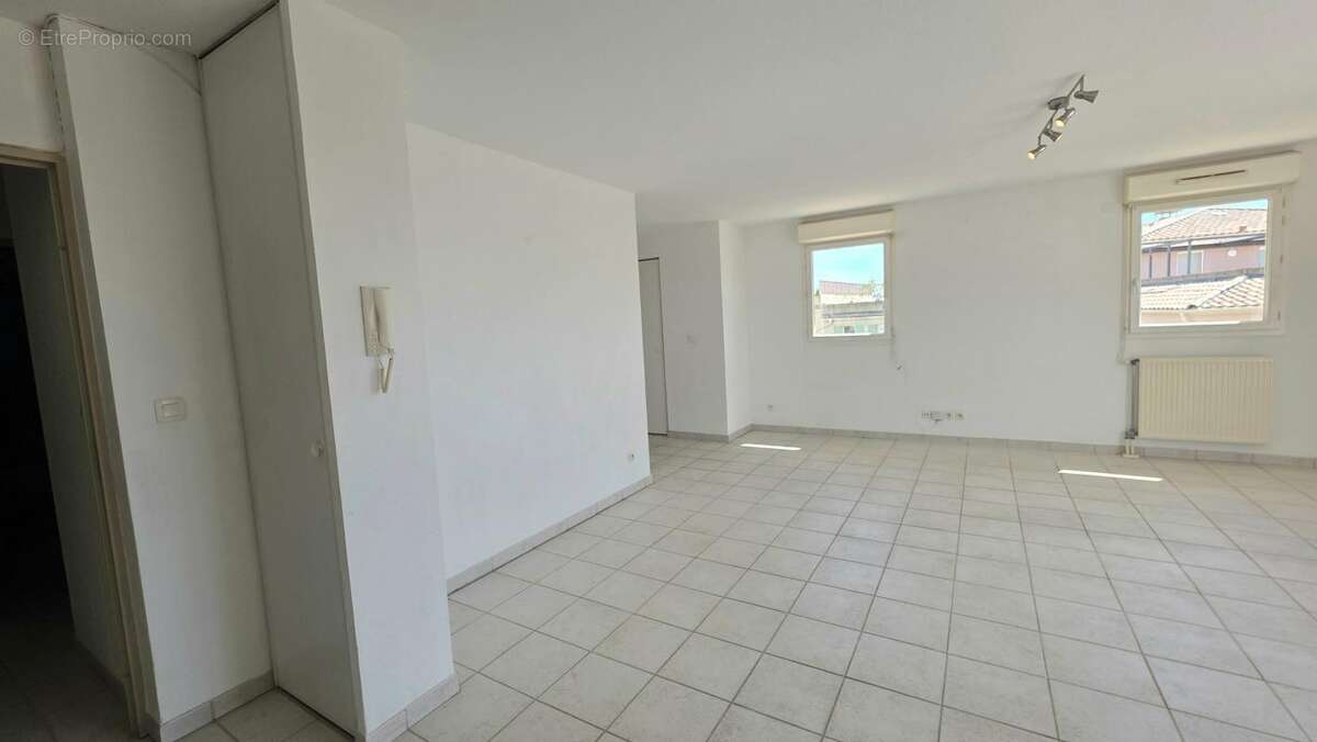 Appartement à LAMBESC