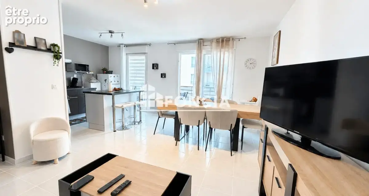 Appartement T2 vendu loué avec terrasse, cave et garage - photo 1