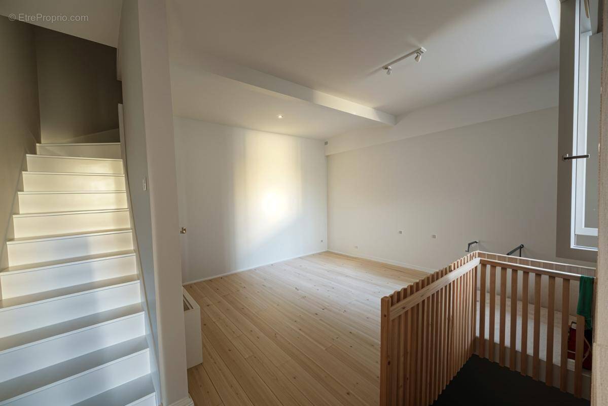 Appartement 4 pièces 51 m² · à Bordeaux · 51 m² · 280 000 €