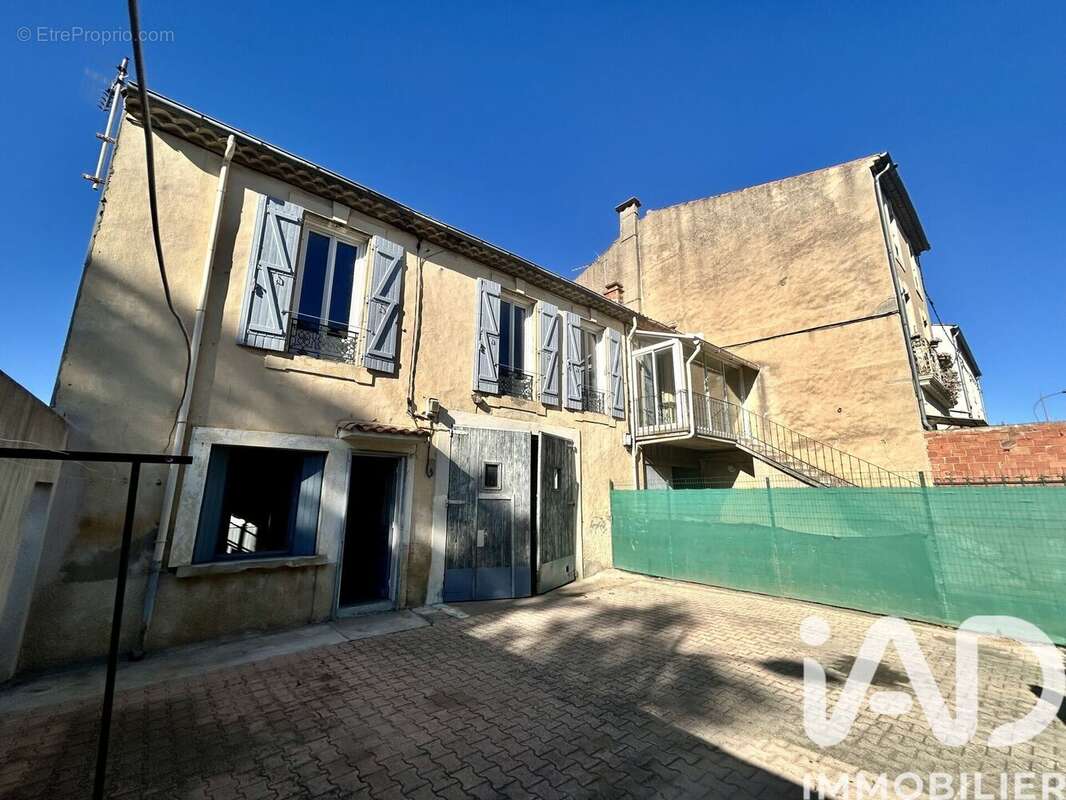Maison 133 m² à Montblanc  - photo 2