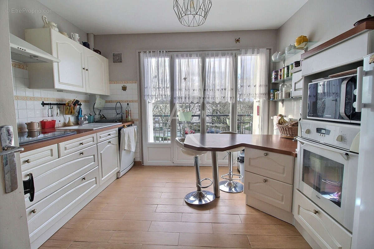 Appartement à MAUREPAS