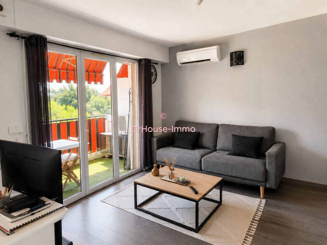 Appartement à CAGNES-SUR-MER