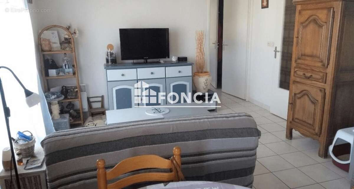 Appartement à UCHAUD