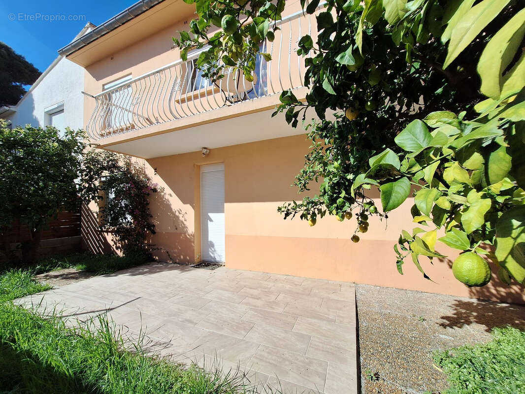 Maison à SAINT-CYPRIEN