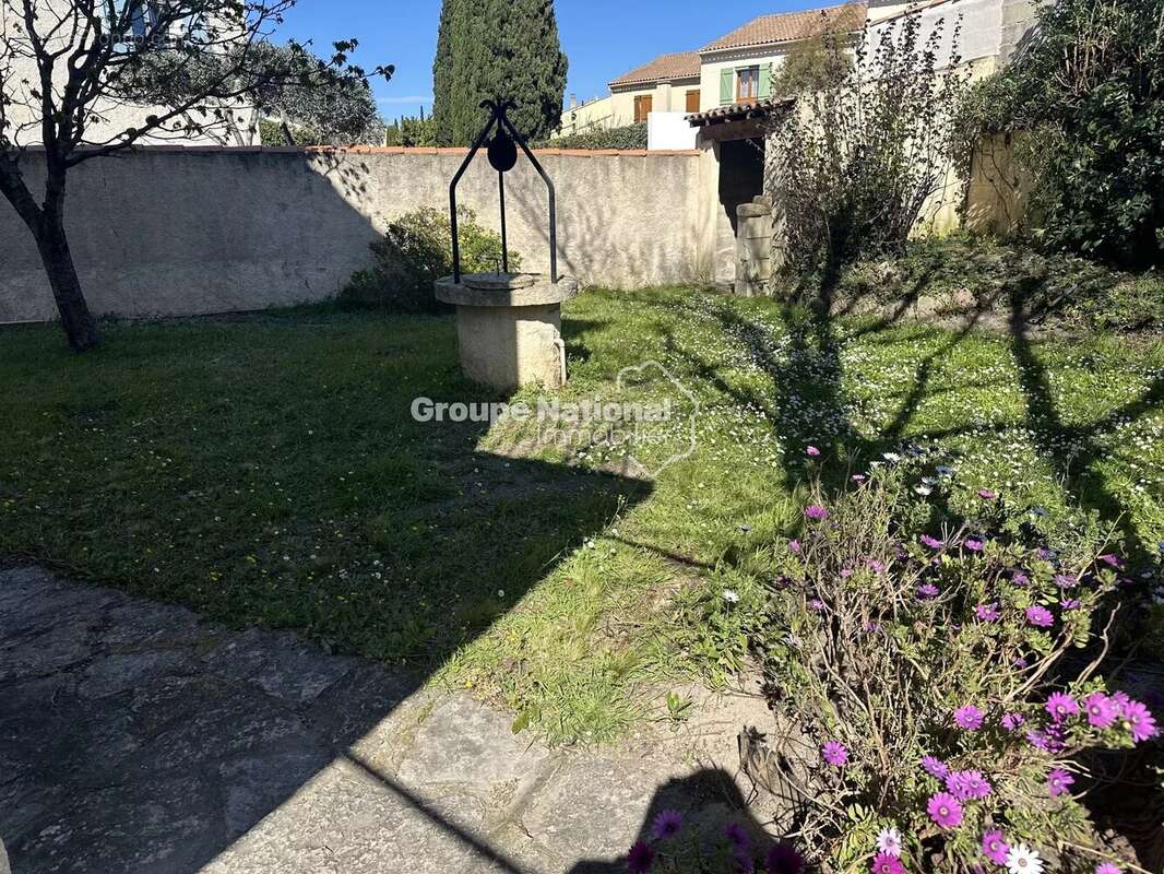 Maison à SAINT-MARTIN-DE-CRAU