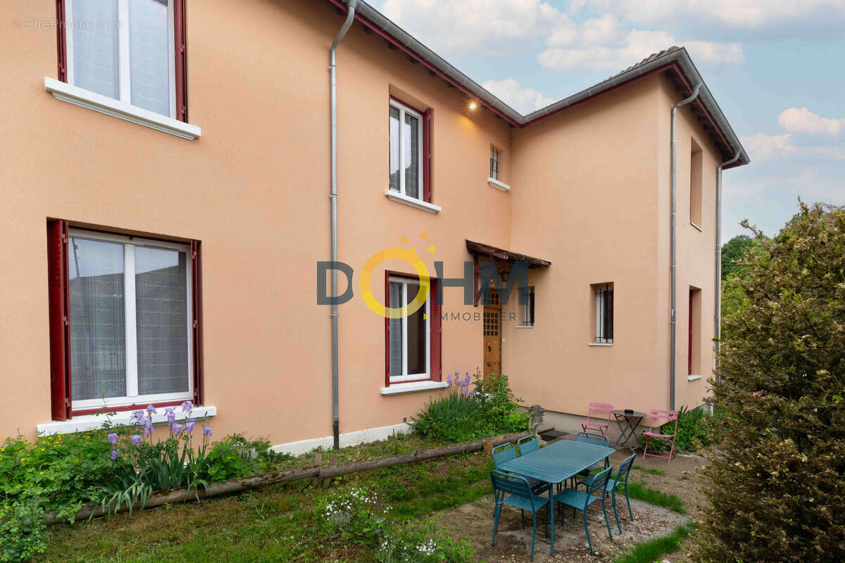 Maison à VIRIEU