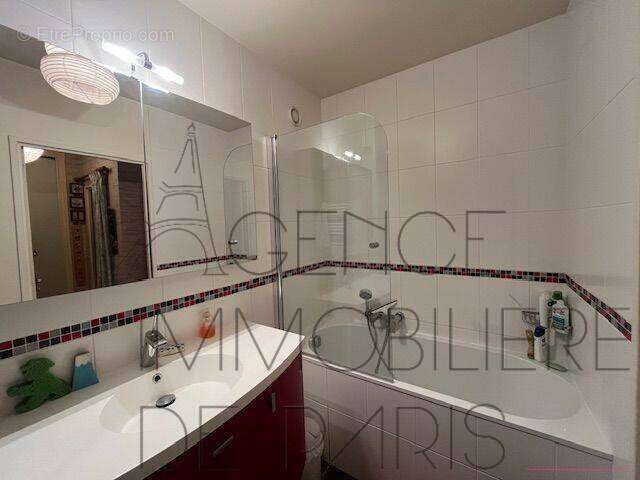 Appartement à PARIS-15E