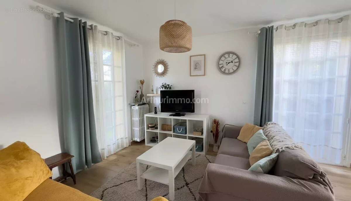 Maison à SAINT-FARGEAU-PONTHIERRY