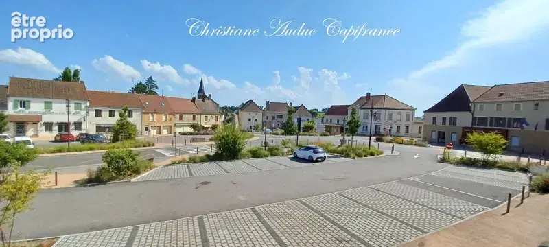 Immeuble de 168 m² entre Cluny et Charolles à Saint Bonnet de Joux - photo 2