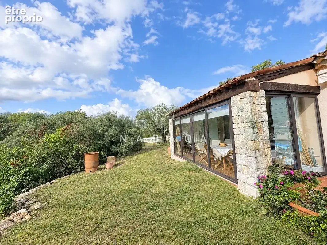 Photo Maison à Fayence au prix de 549 000€