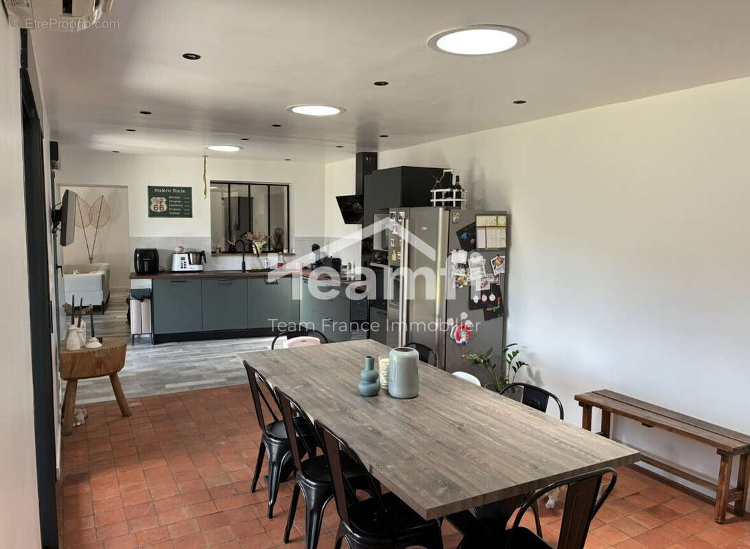 Maison 140 m² à Neuvy-En-Beauce  - photo 3