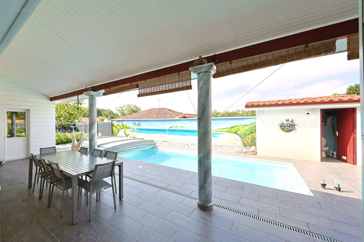 Maison à SAINTE-MARIE-DE-GOSSE