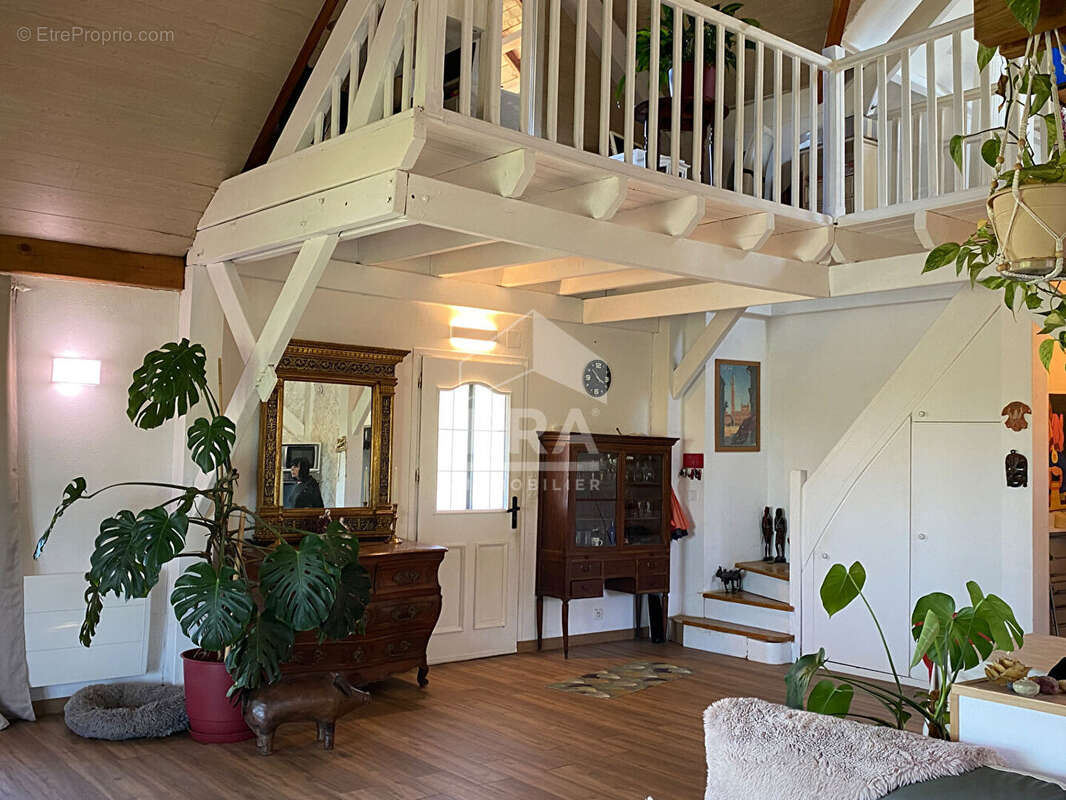 Maison à LA DOUZE