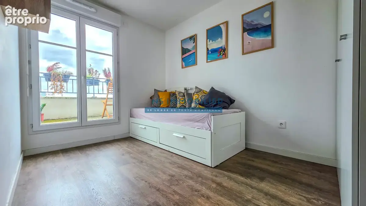 Appartement F3 56m2 + Terrasse + Parking - Résidence de Grand Standing - photo 11