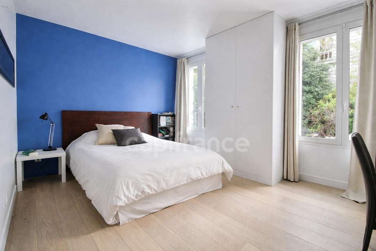 Loft contemporain 202 m² – quartier bergères  portes de la défense - terrasse 25 m² – parking - photo 10