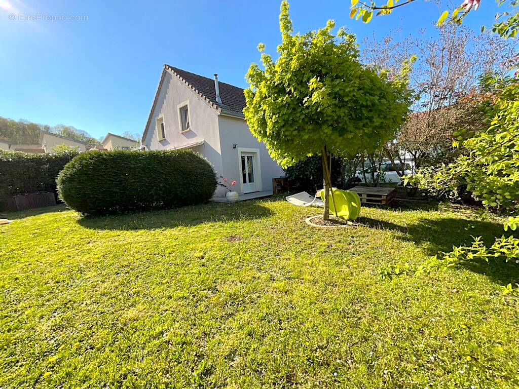 Maison à ECHENOZ-LA-MELINE