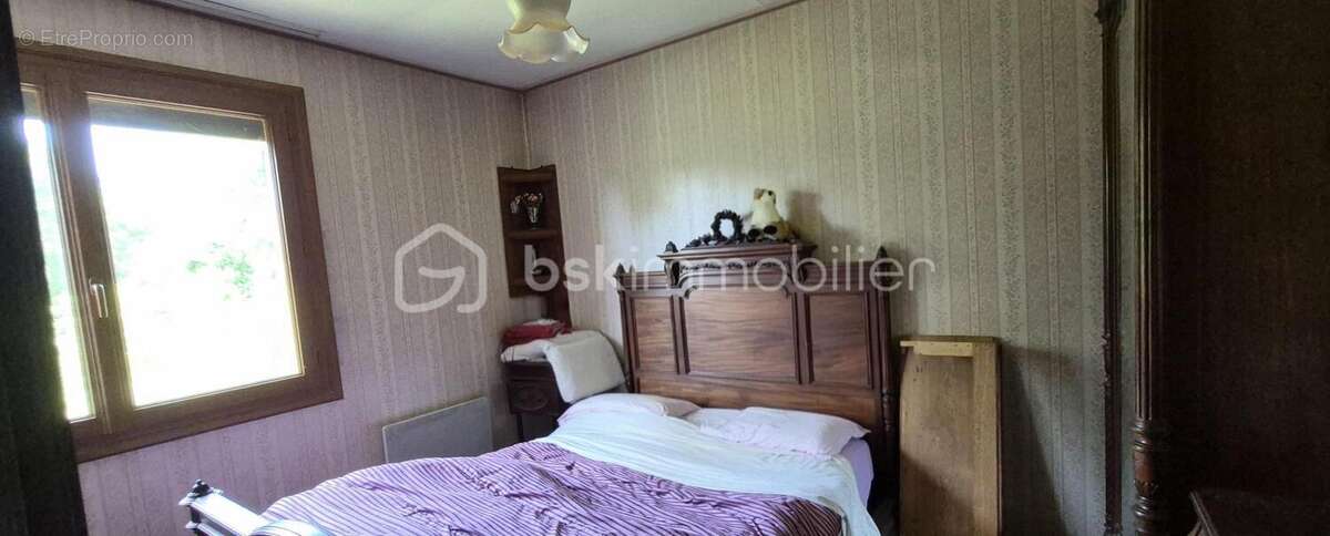 Maison avec un Grand Terrain et beau potentiel - photo 4