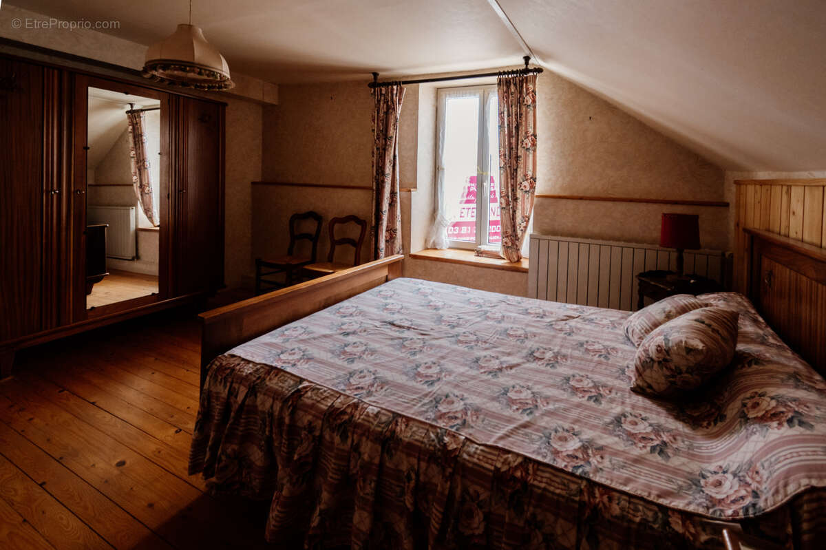 Maison à VILLERS-SOUS-CHALAMONT