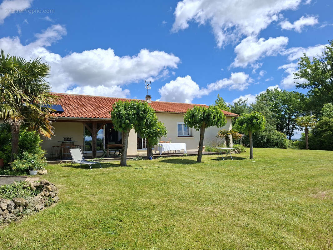 Maison à MIRANDE