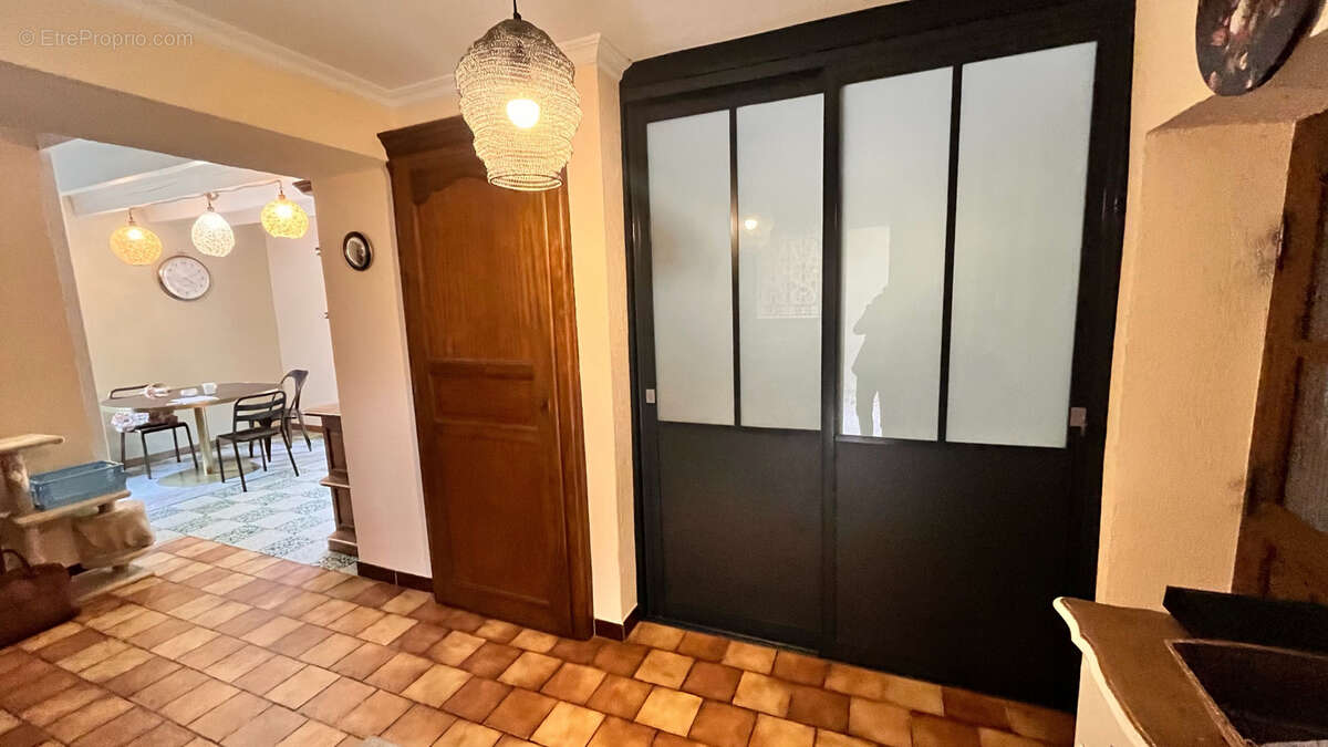 Propriété coup de coeur 214 m2 - photo 3