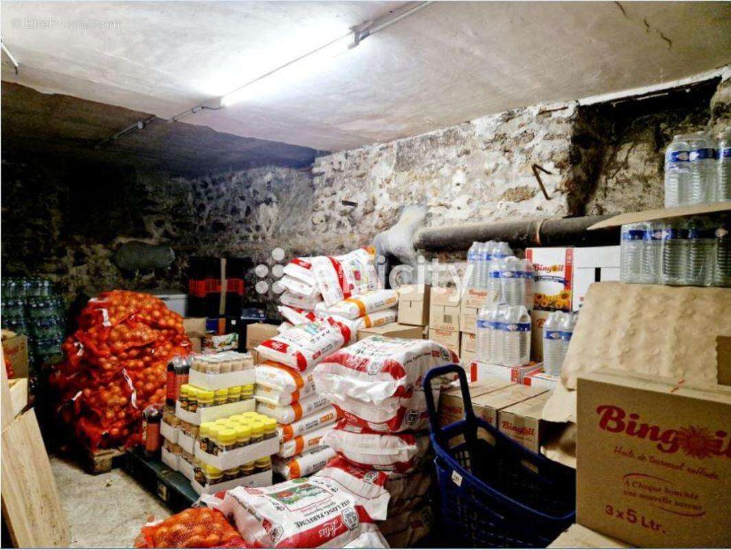 Commerce à PARIS-18E