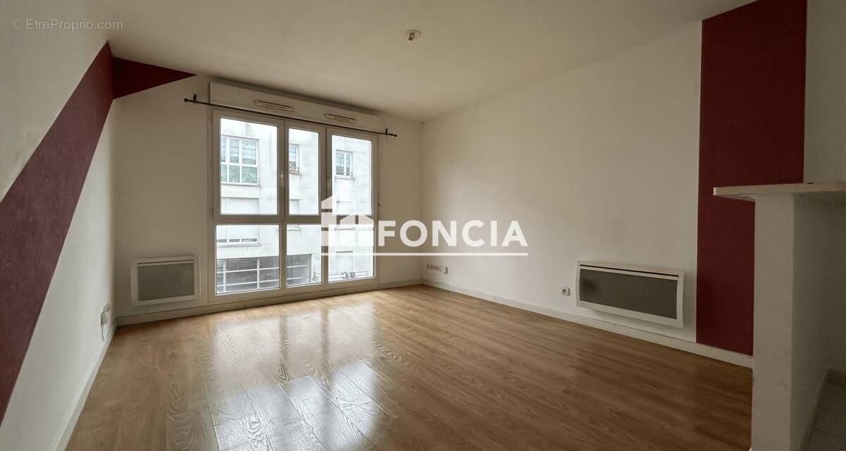 Appartement à CORBEIL-ESSONNES