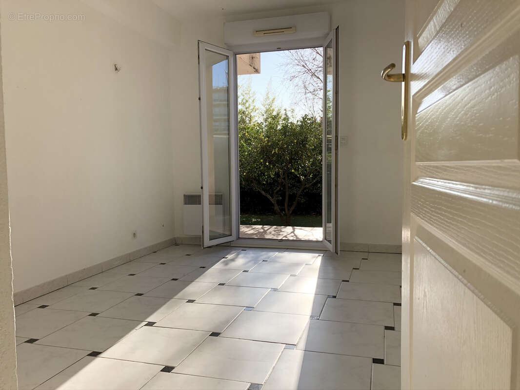 Appartement à FREJUS
