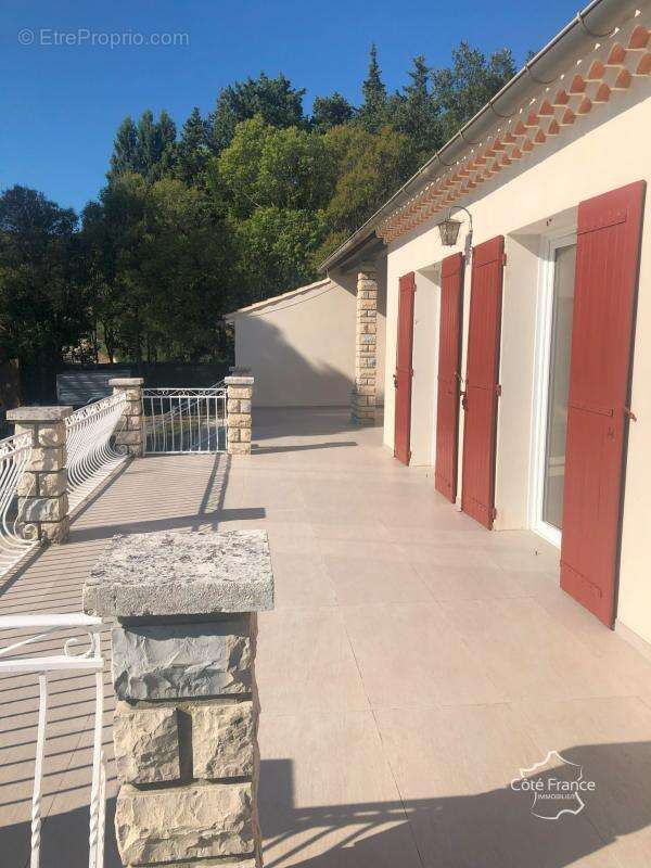 Maison à CAUMONT-SUR-DURANCE