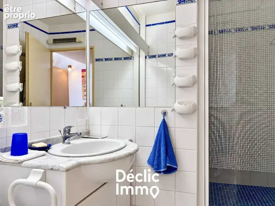 Studio rénové à 100 m de la plage  Dernier étage, terrasse de 28 m² vue mer et parking - photo 6