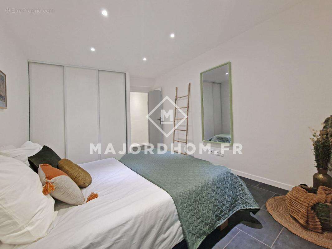 Appartement à MARSEILLE-6E