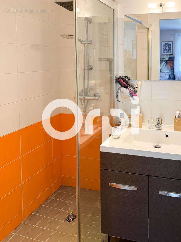 Maison 110 m² à Vergeroux  - photo 11